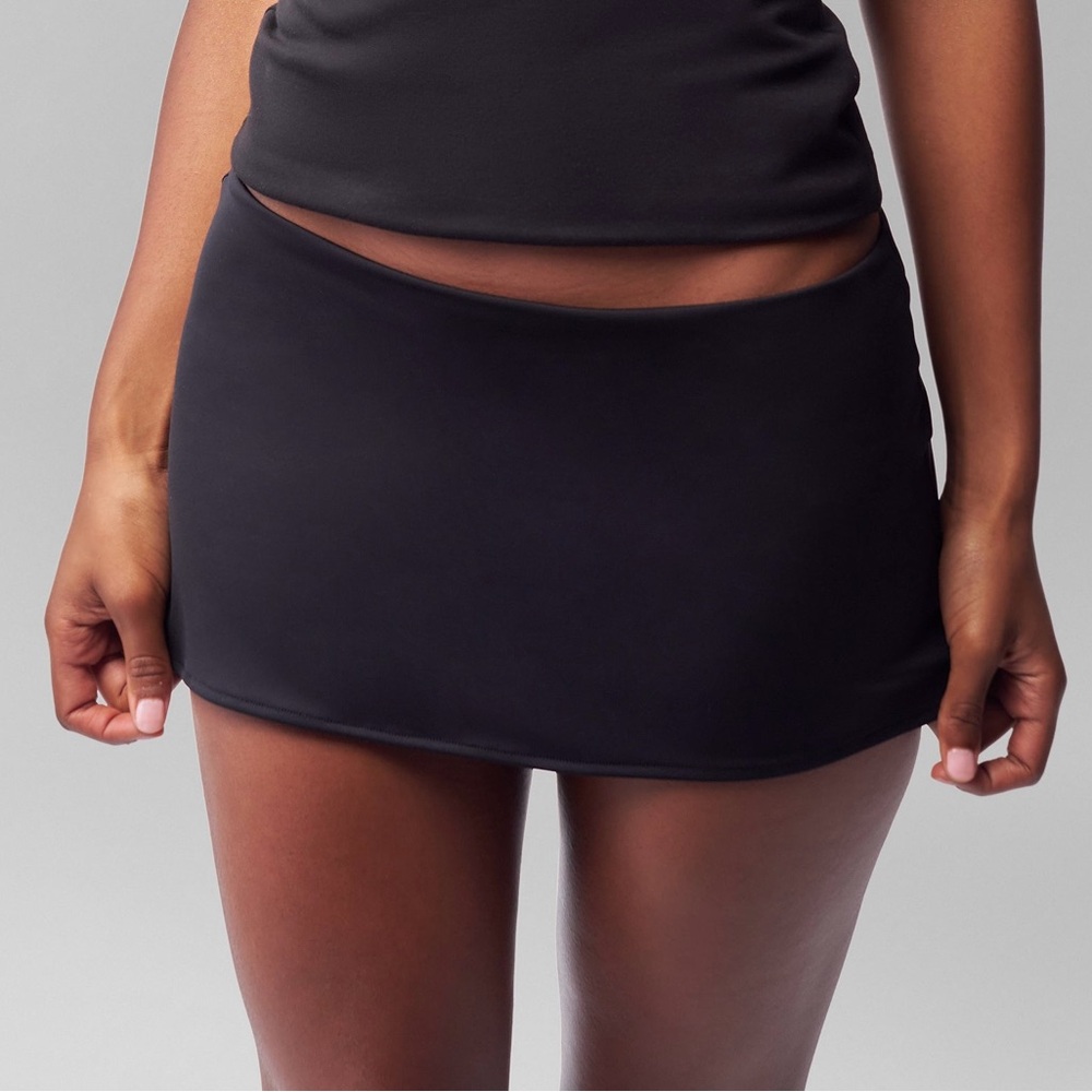 Daniel Guizio Micro Mini Strech Skirt